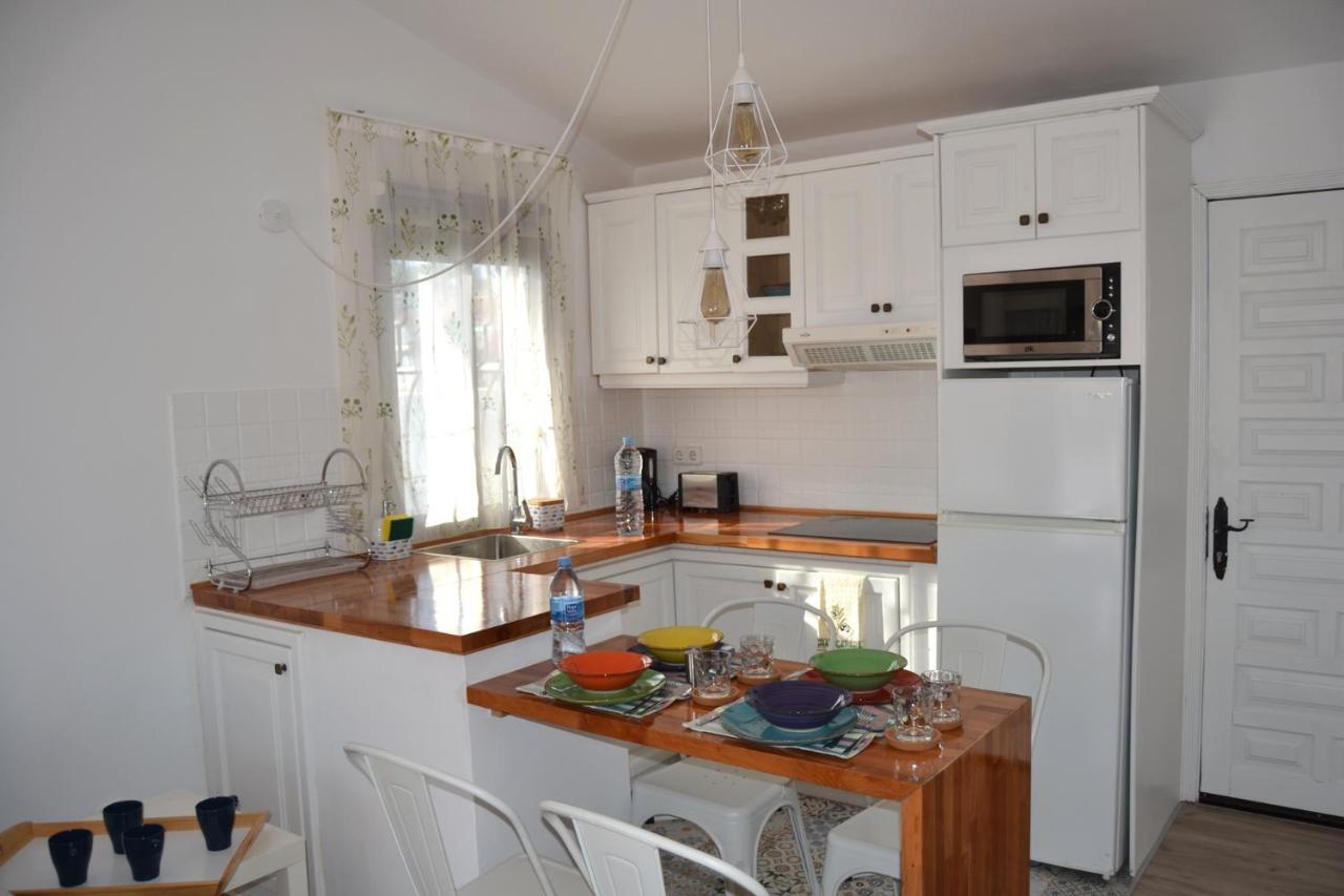 White Exclusive Bungalow. 2 rooms, garden & pool. Maspalomas  Exterior foto